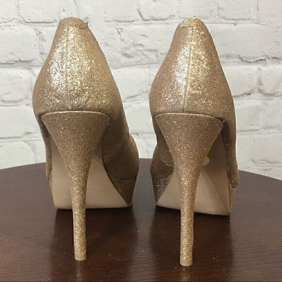 7.5 Steve Madden Caryssa G Gold Glitter pumps EUC - Picture 4 of 8